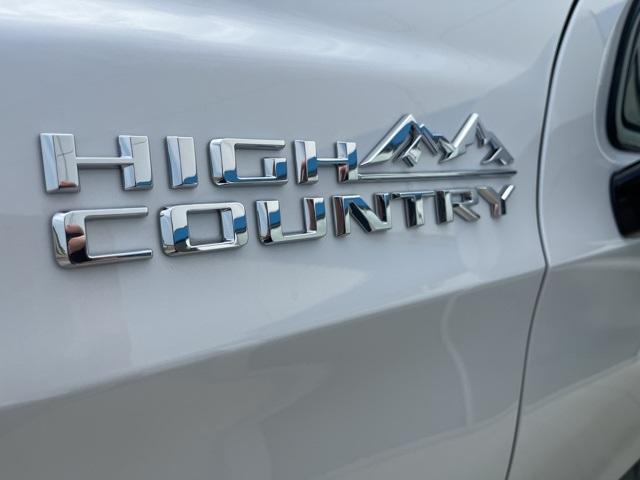 new 2025 Chevrolet Tahoe car, priced at $80,560