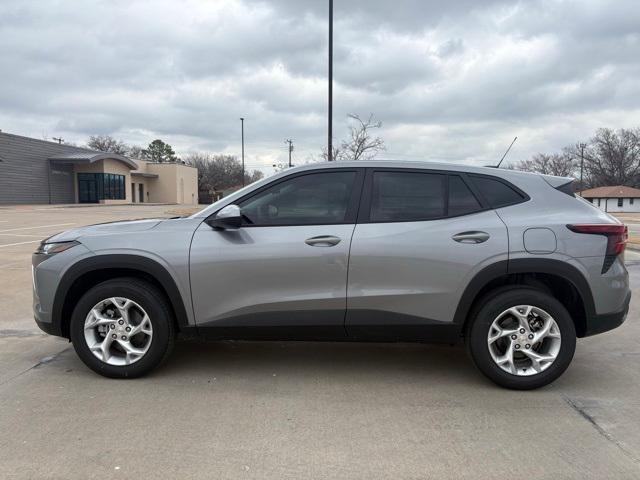 new 2025 Chevrolet Trax car, priced at $22,500