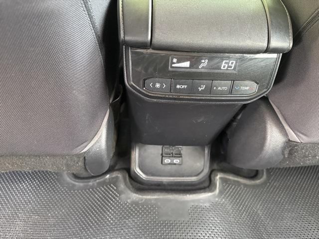 used 2023 Toyota Highlander car, priced at $34,488