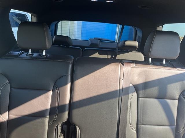 used 2023 Chevrolet Traverse car, priced at $30,889