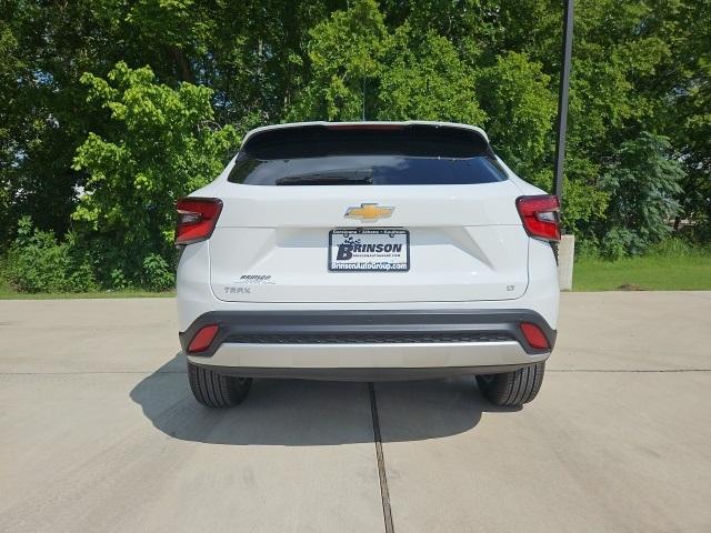 new 2025 Chevrolet Trax car, priced at $26,034