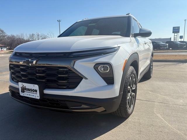 new 2025 Chevrolet TrailBlazer car, priced at $32,708