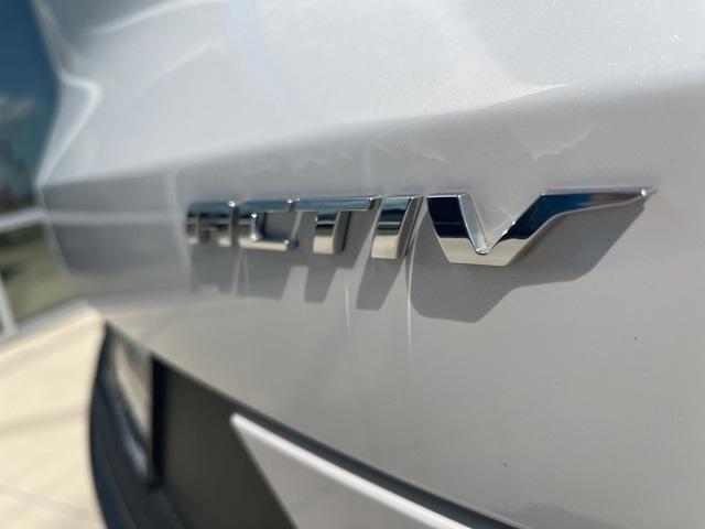 new 2025 Chevrolet TrailBlazer car, priced at $30,000
