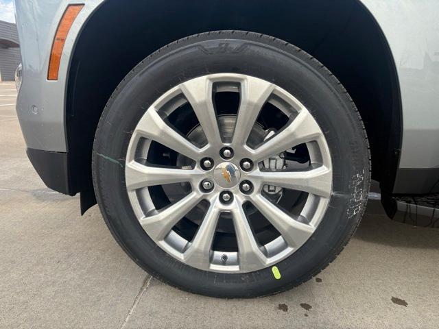 new 2025 Chevrolet Suburban car, priced at $78,914