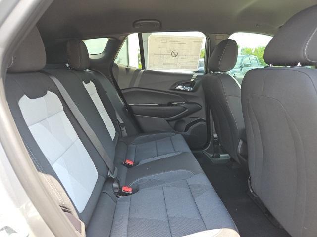 new 2025 Chevrolet Trax car, priced at $24,290