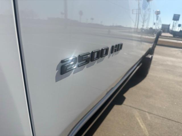 new 2025 Chevrolet Silverado 2500 car, priced at $81,320