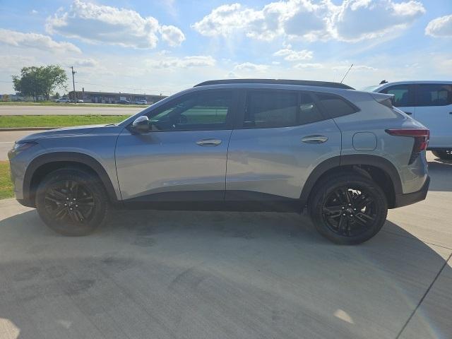 new 2025 Chevrolet Trax car, priced at $27,254