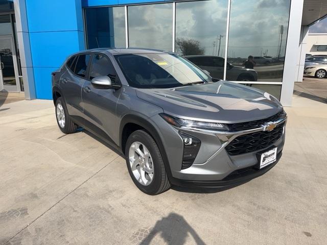 new 2026 Chevrolet Trax car, priced at $23,656
