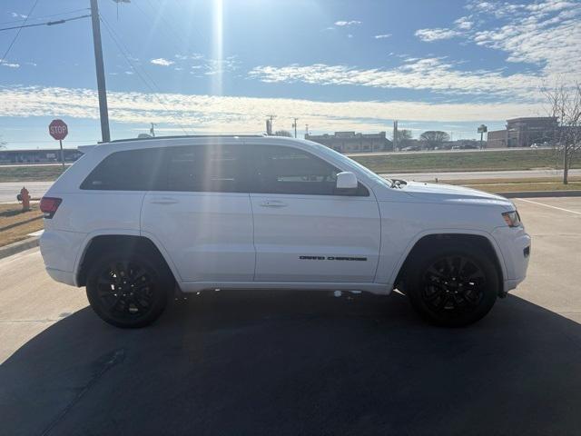 used 2018 Jeep Grand Cherokee car, priced at $16,706