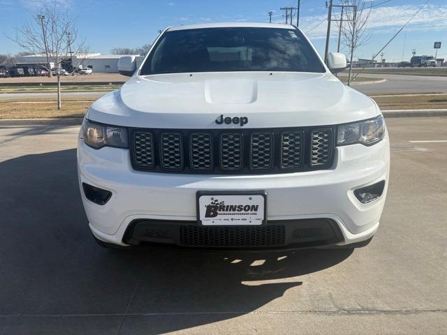 used 2018 Jeep Grand Cherokee car, priced at $16,706