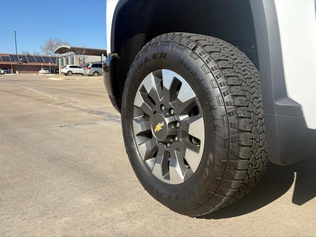 new 2025 Chevrolet Silverado 2500 car