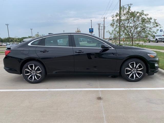 new 2025 Chevrolet Malibu car, priced at $28,245