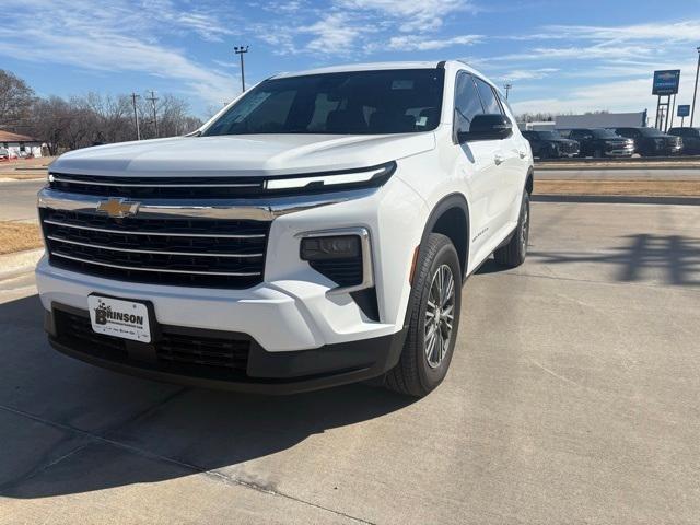 new 2024 Chevrolet Traverse car, priced at $42,319