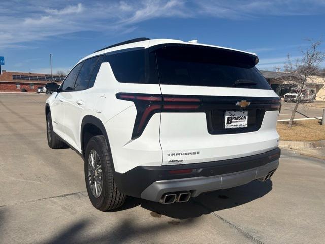 new 2024 Chevrolet Traverse car, priced at $42,319