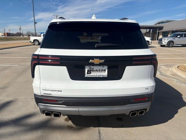 new 2024 Chevrolet Traverse car, priced at $42,319