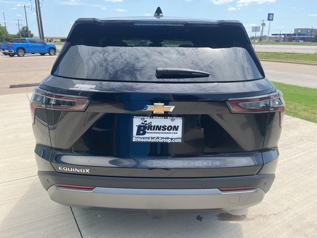 new 2026 Chevrolet Equinox car, priced at $32,870