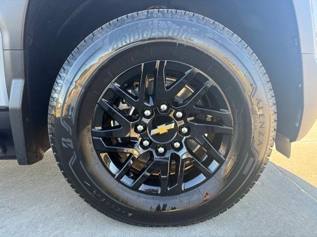 new 2025 Chevrolet Silverado EV car, priced at $75,195