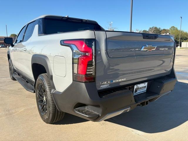 new 2025 Chevrolet Silverado EV car, priced at $75,195