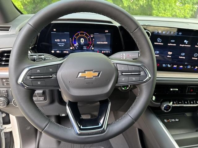 new 2025 Chevrolet Suburban car, priced at $95,989