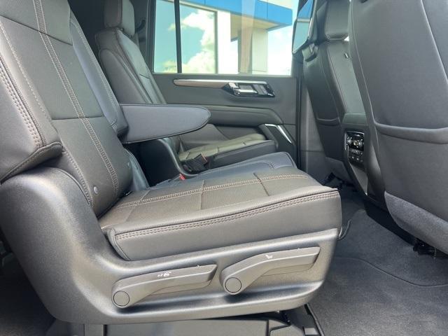 new 2025 Chevrolet Suburban car, priced at $92,650