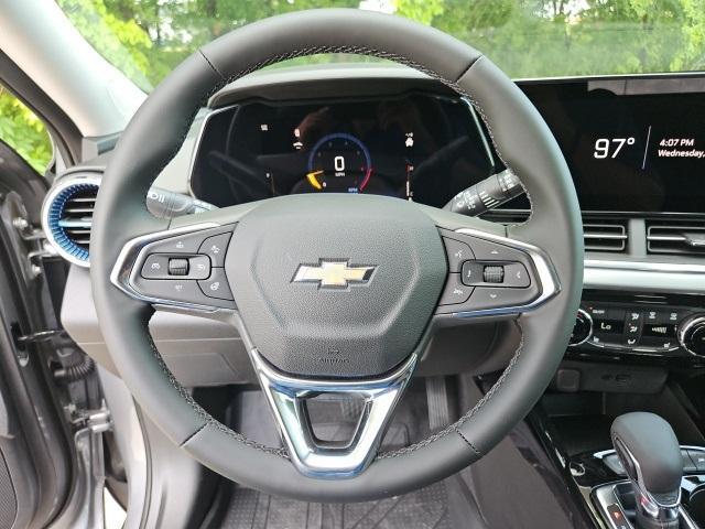 new 2025 Chevrolet Trax car, priced at $26,034