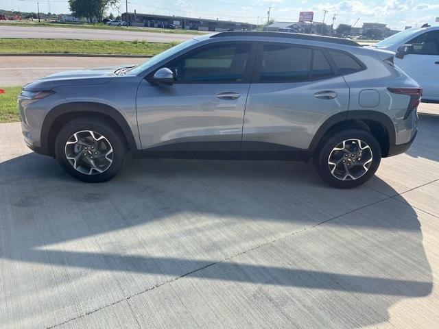 new 2025 Chevrolet Trax car, priced at $25,034