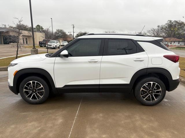 new 2025 Chevrolet TrailBlazer car, priced at $25,593