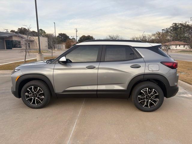 new 2025 Chevrolet TrailBlazer car, priced at $30,633