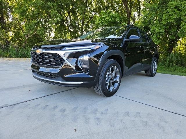 new 2025 Chevrolet Trax car, priced at $24,730