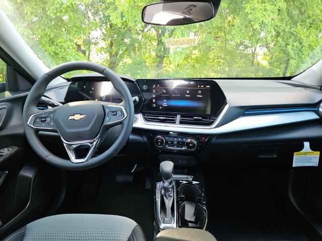 new 2025 Chevrolet Trax car, priced at $24,730