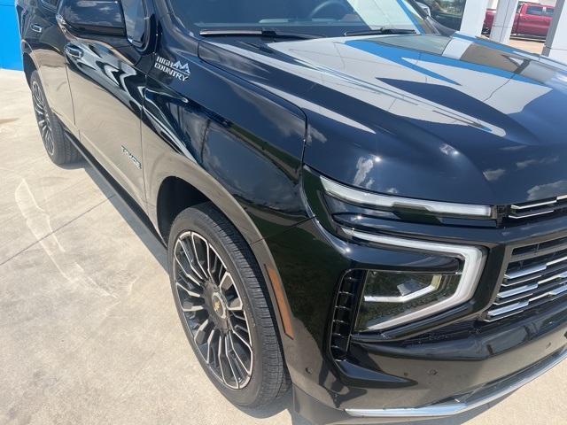 new 2025 Chevrolet Tahoe car, priced at $96,024