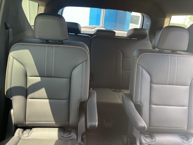 new 2025 Chevrolet Traverse car, priced at $55,944