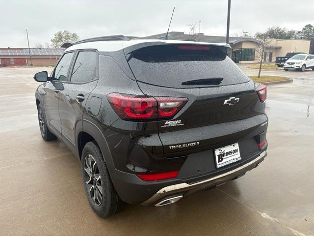 new 2025 Chevrolet TrailBlazer car, priced at $30,633