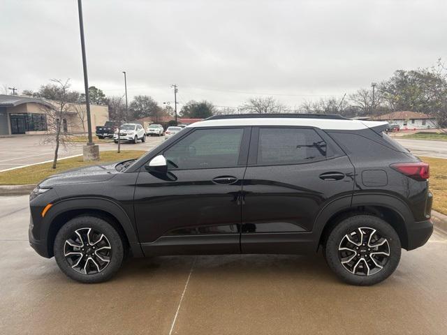 new 2025 Chevrolet TrailBlazer car, priced at $30,633