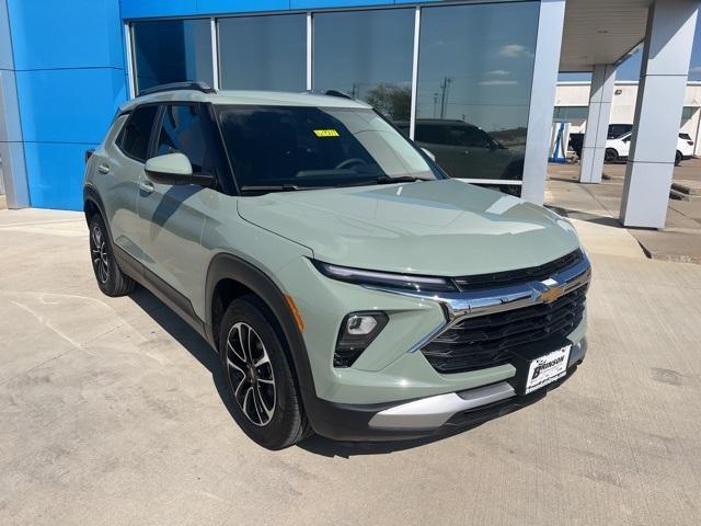 new 2026 Chevrolet TrailBlazer car, priced at $25,637