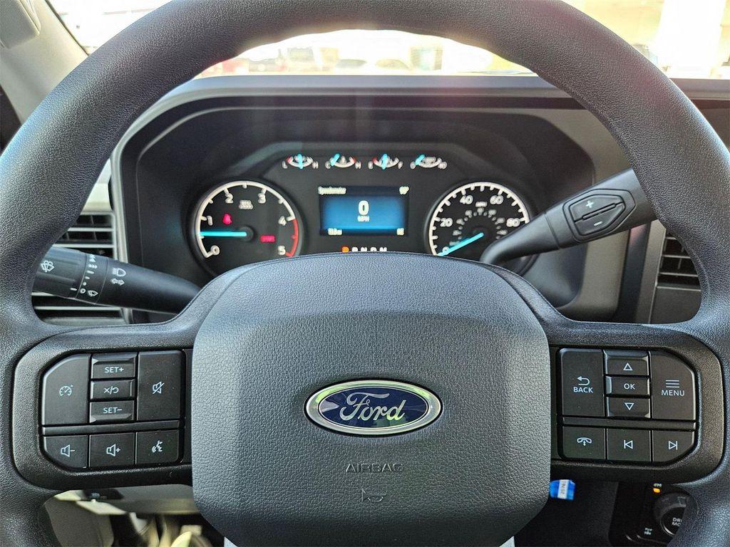 new 2025 Ford F-250 car, priced at $66,640