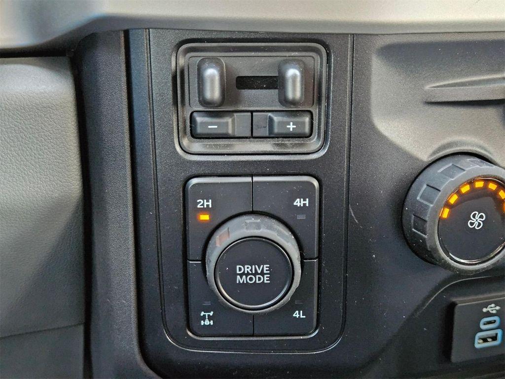 new 2025 Ford F-250 car, priced at $66,640