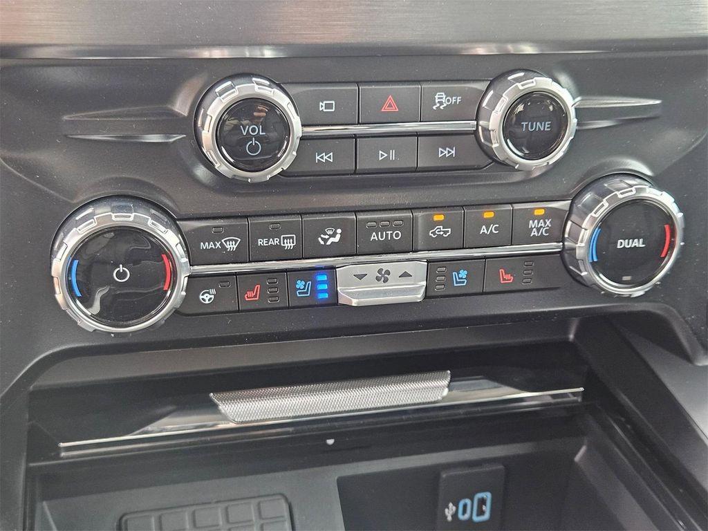 new 2025 Ford F-350 car, priced at $88,455