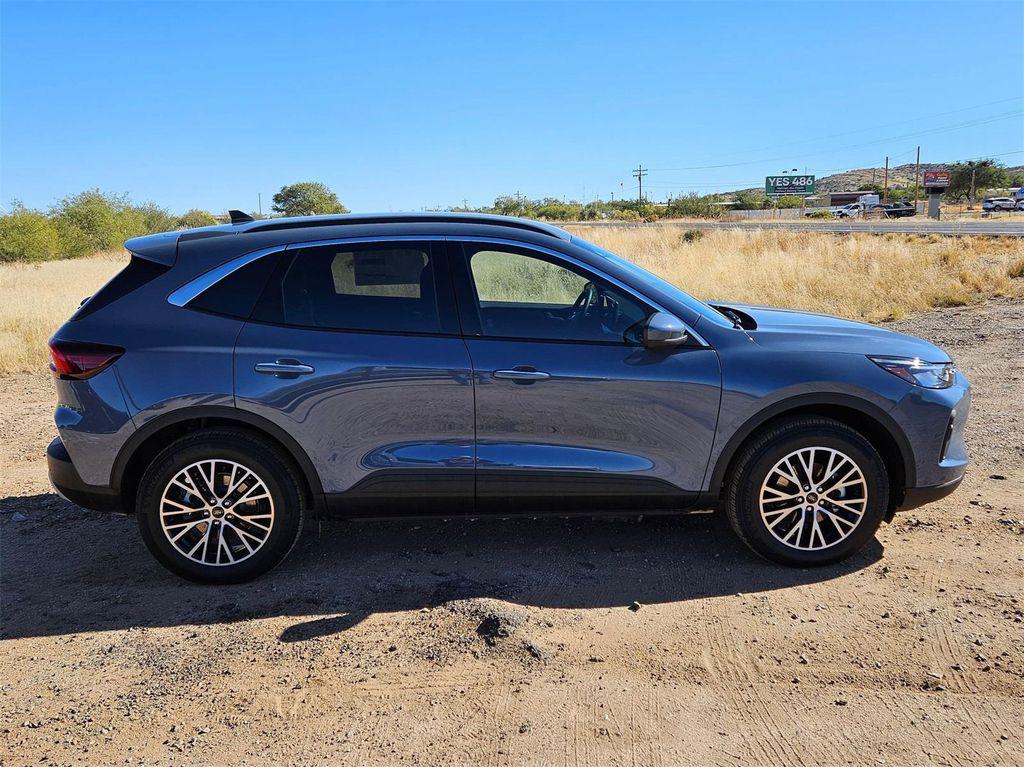 new 2024 Ford Escape PHEV car, priced at $29,995