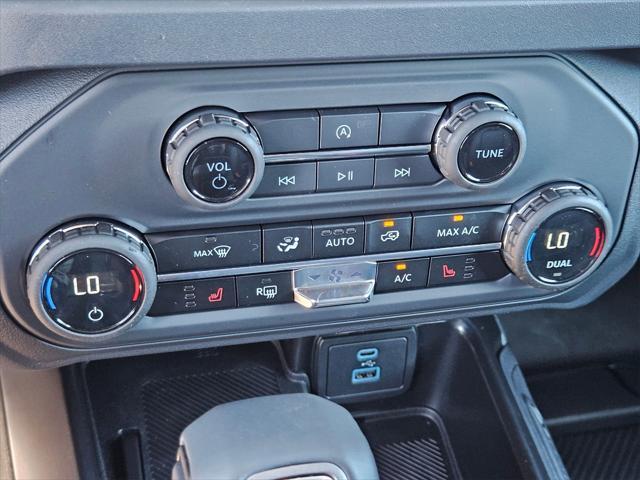 new 2025 Ford Bronco car, priced at $40,055