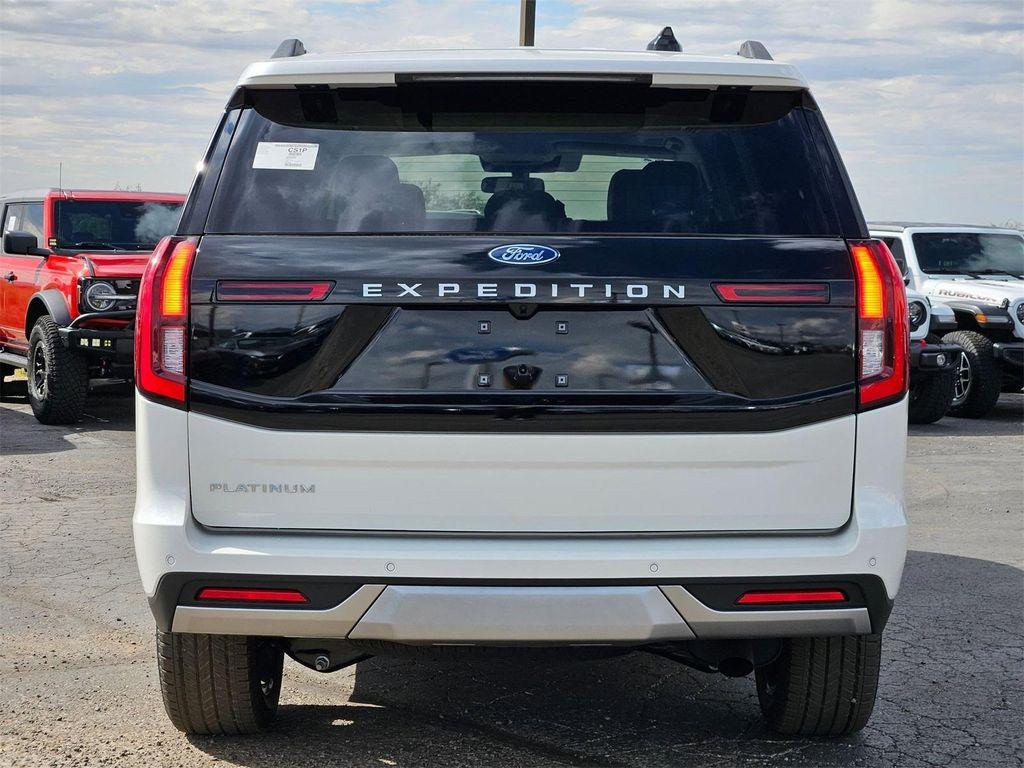 new 2025 Ford Expedition car, priced at $76,250