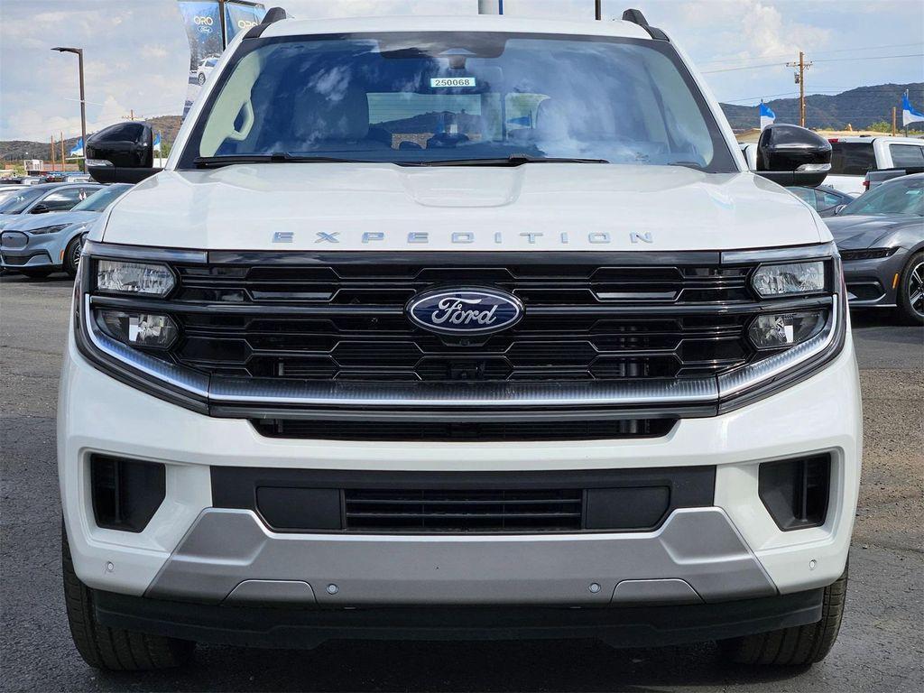 new 2025 Ford Expedition car, priced at $76,250