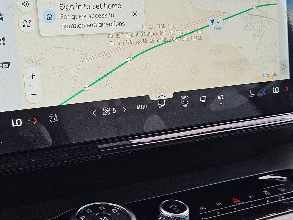 new 2025 Ford Expedition car, priced at $76,250