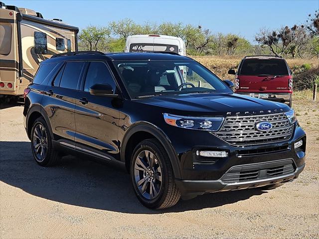 new 2024 Ford Explorer car, priced at $42,775