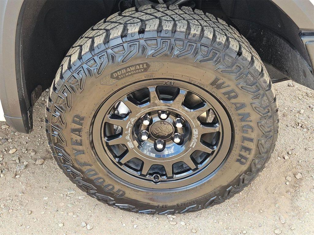 used 2023 GMC Sierra 1500 car, priced at $52,900