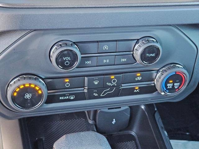 new 2025 Ford Bronco car, priced at $36,780