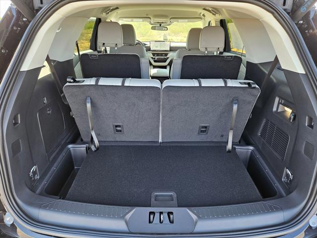 new 2025 Ford Explorer car, priced at $44,185