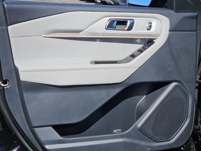 new 2025 Ford Explorer car, priced at $44,185
