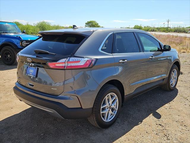 new 2024 Ford Edge car, priced at $33,010