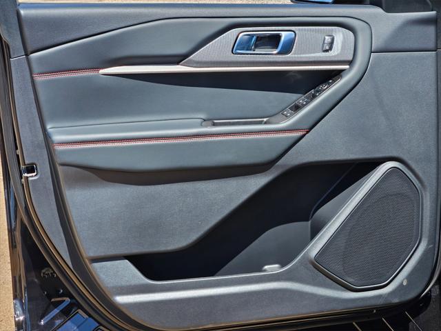 new 2025 Ford Explorer car, priced at $40,690